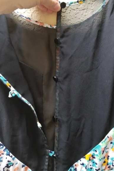 BCBG floral dress - Picture 3 of 4